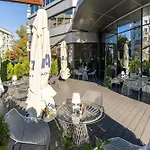 Crystal Palace Hotel
