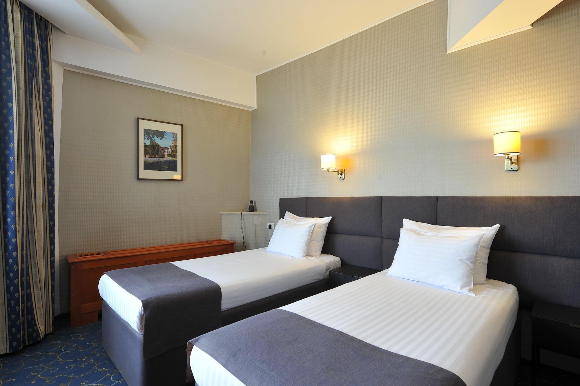 Hotel Crystal Palace 4*