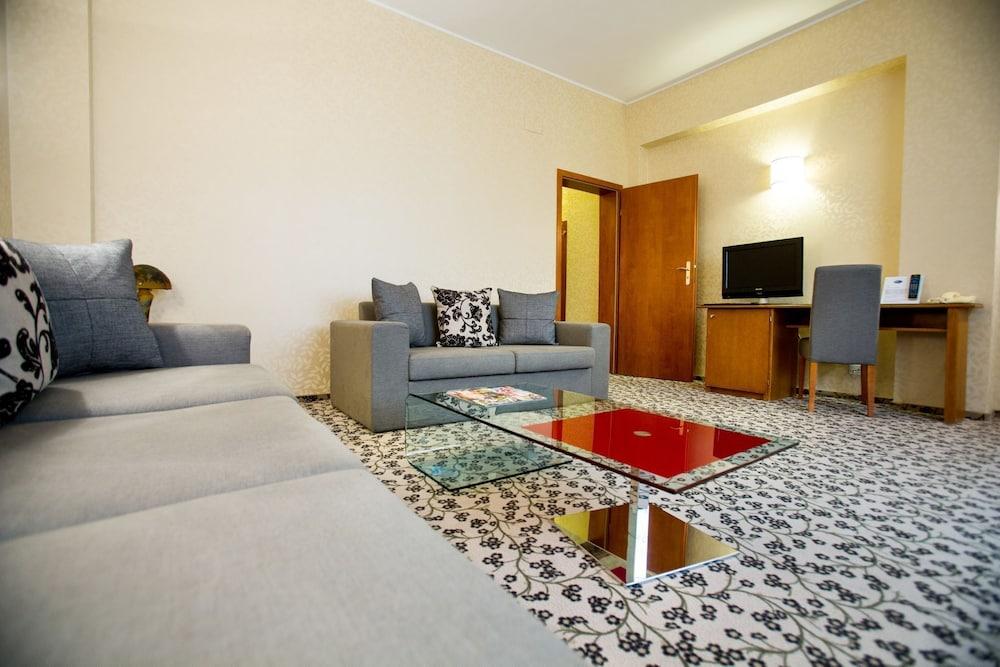 Crystal Palace 4* Bucarest