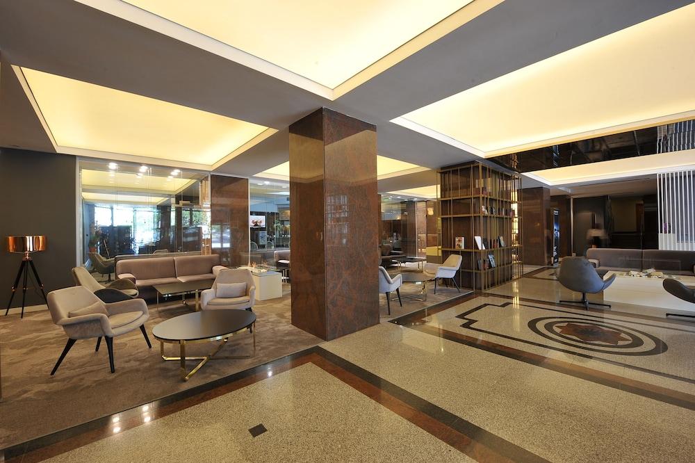 Crystal Palace Hotel 4*