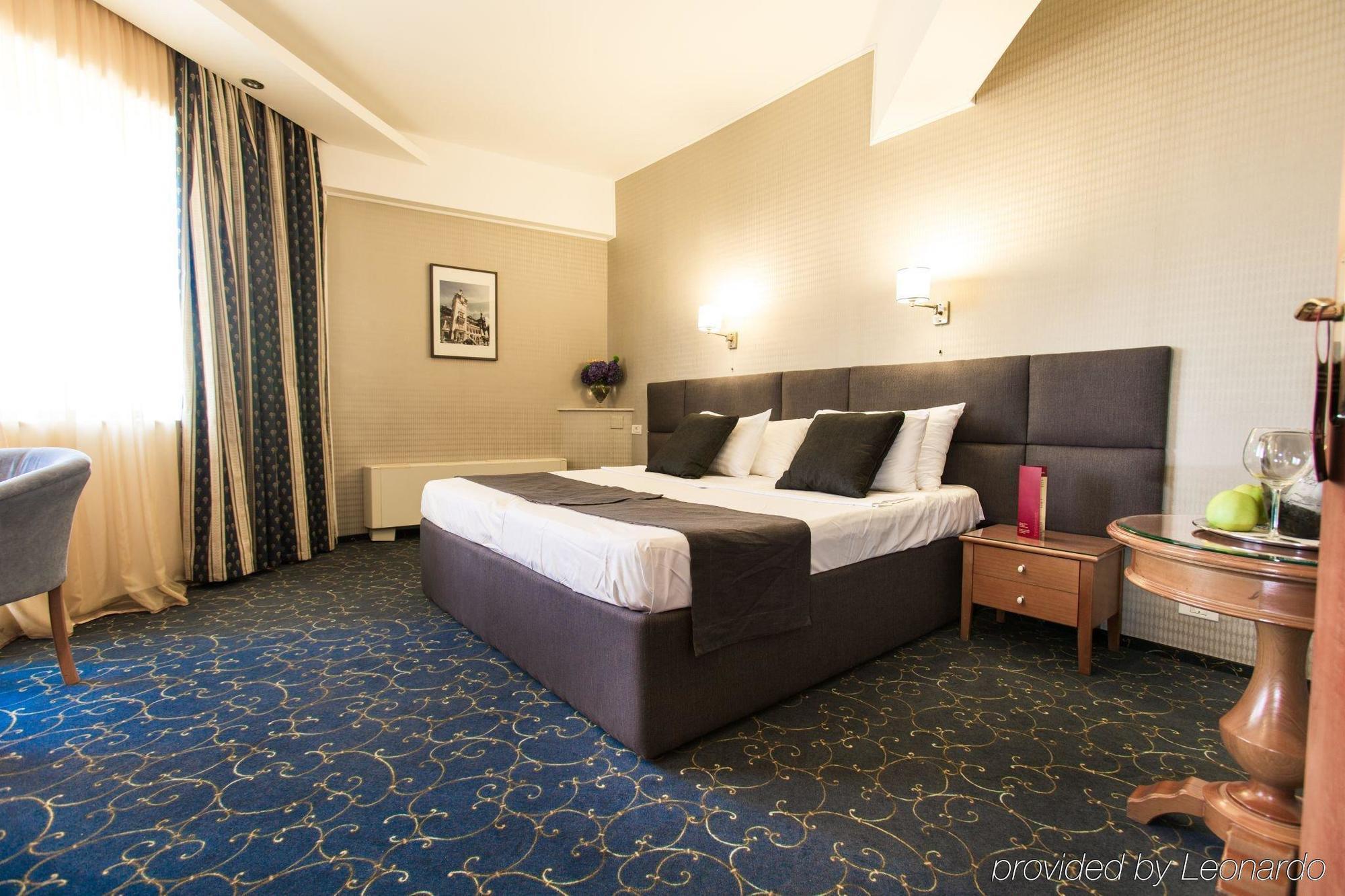 Crystal Palace Hotel Bucarest